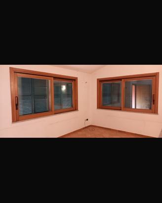 SERRAMENTI IN LEGNO DOUGLASS