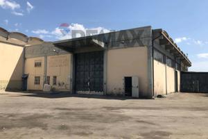 Locale Commerciale - Motta Sant'Anastasia