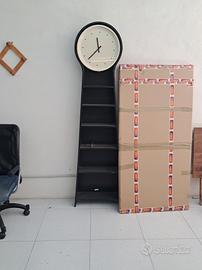 Libreria con orologio a pendolo IKEA PS Pendel