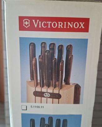 ceppo 11 coltelli Victorinox 
