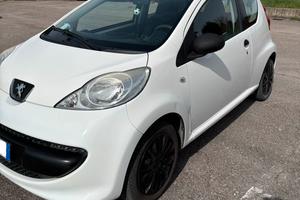 Peugeot 107  - 2007