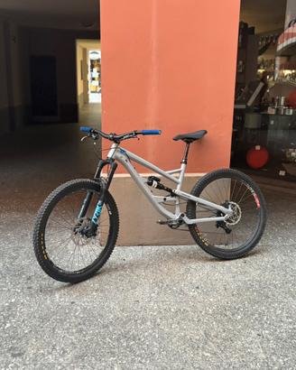 yt capra 2020