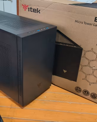 Case stile Sama IM01 micro ATX, con kit mod 3D