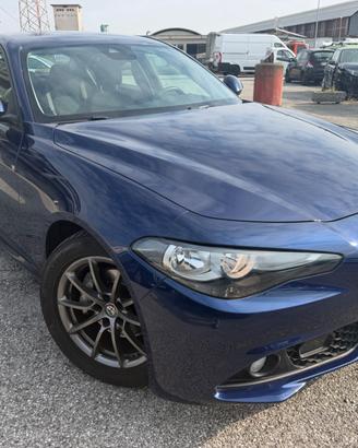 Alfa Romeo Giulia 2.2 Turbodiesel 150 CV Super