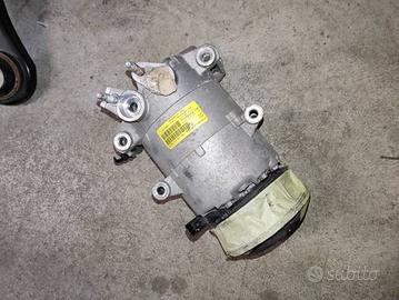 Compressore clima FORD FIESTA 1499cc diesel 2014