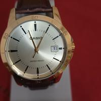 orologio Casio dorato cinturino pelle 