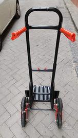 Carrello portapacchi con maniglie 
