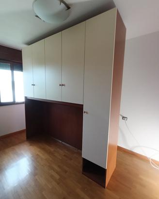 Armadio con posto letto 