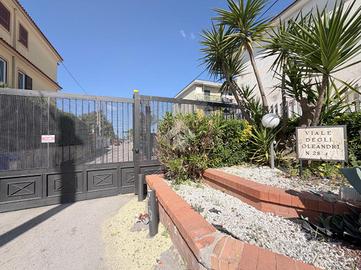 3 LOCALI A GIUGLIANO IN CAMPANIA