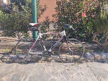 Bicicletta ibrida Montana tg 55 