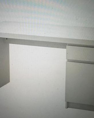 SCRIVANIA MALM IKEA