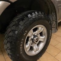 Cerchi e gomme Nissan Terrano