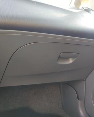Cassetto portaoggetti SEAT IBIZA del 2010