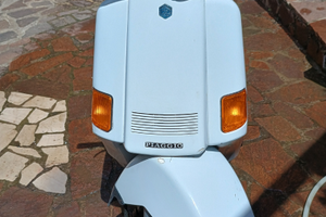 Vespa Cosa 200