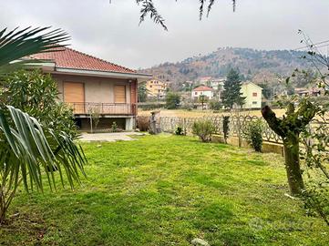 CASA SEMINDIPENDENTE A GIVOLETTO