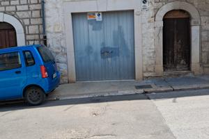 Garage Via Giordano Bruno, 131