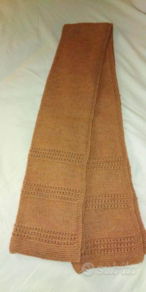 Sciarpe fatte a mano Vendita in Abbigliamento e accessori