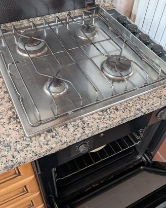Cucina in legno massiccio