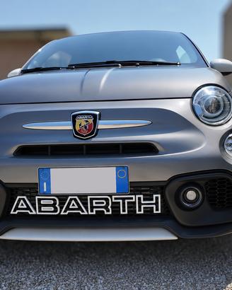 Scritta ABARTH griglia anteriore 500 Abarth