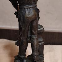scultura in bronzo 