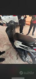 Vengo Liberty 50 a 1,300 anno 2023 km 6.000