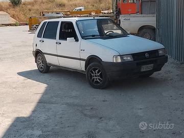 fiat uno
