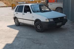 fiat uno