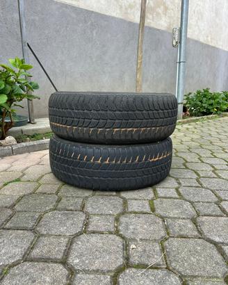 Pneumatici 4 stagioni con cerchio