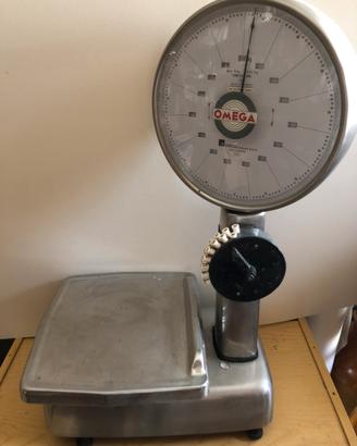 Bilancia Omega vintage in perfette condizioni
