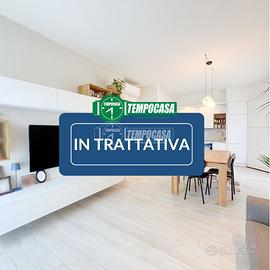 Quadrilocale al secondo piano con finiture di preg