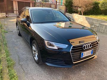 AUDI A 4 AVANT 35 TDI S TRONIC COME NUOVA