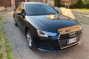 AUDI A 4 AVANT 35 TDI S TRONIC COME NUOVA