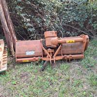 attrezzi agricoli vari