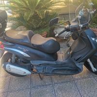 Piaggio Beverly S 250 nero meteora