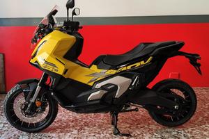 Honda X-ADV 750 2025