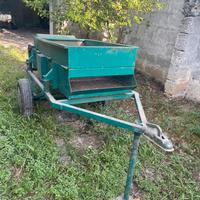 Macchina agricola per pulizia olive