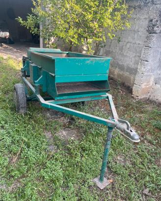 Macchina agricola per pulizia olive