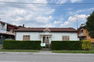 CASA INDIPENDENTE A GRANZE