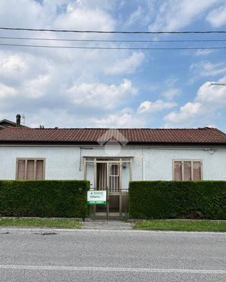 CASA INDIPENDENTE A GRANZE