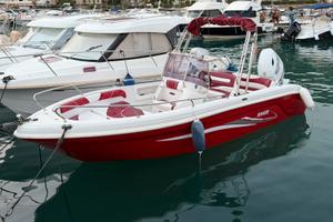 Ranieri Voyager 22 con motore  Suzuky 150cv 2024