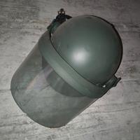 elmetto antisommossa 