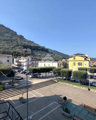 3 LOCALI A ARIENZO