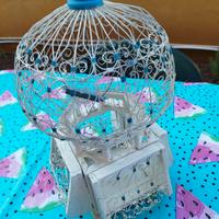 Splendido esemplare di gabbia per uccelli vintage.