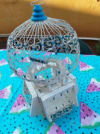 Splendido esemplare di gabbia per uccelli vintage.