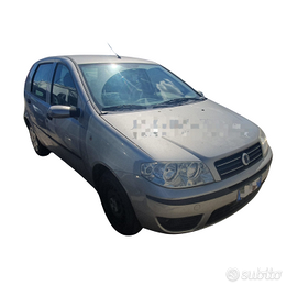 Ricambi usati Fiat Punto 1.2 B del 2004; 1884000