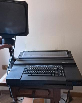 Macchina da scrivere Elettronica Olivetti ETV 240