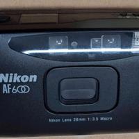 15 NIKON AF-600 FOTOCAMERA