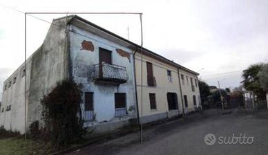 Immobile in asta di 56 m² con 2 locali a Rescaldin