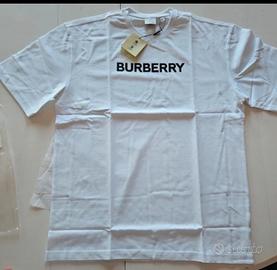 T-shirt burberry taglia M