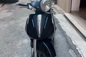 Beverly 300 del 2009
